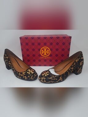 Tory Burch Women's Barbados Leopards Cow Fur 55mm Logo Block Pumps 7 US